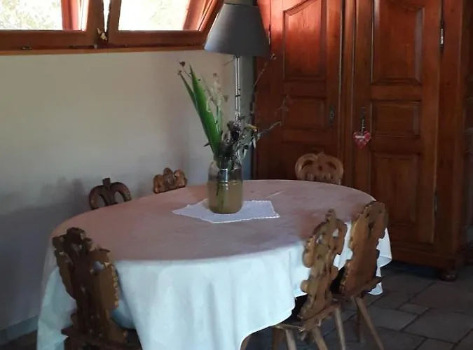 La Maison Rouge Vakantiehuis Ostheim